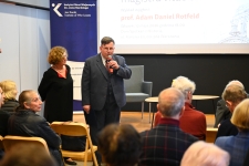 Prof. Rotfeld 7